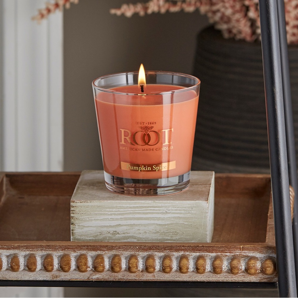 NWT ROOT CANDLES 6.3oz Pumpkin Spice Candle Beeswax Blend Halloween Fall Autumn - Picture 2 of 3